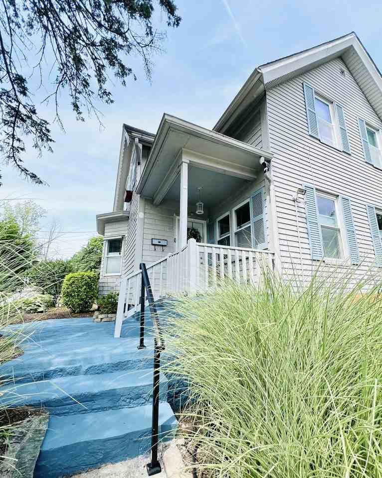 40 Duane St - Photo 2 of 24