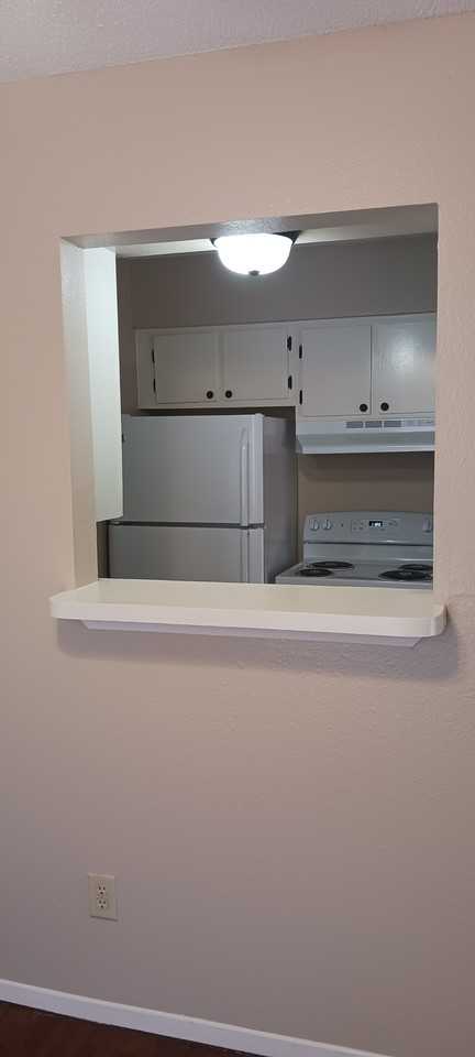 Crossings Apartments - Photo 4 of 41