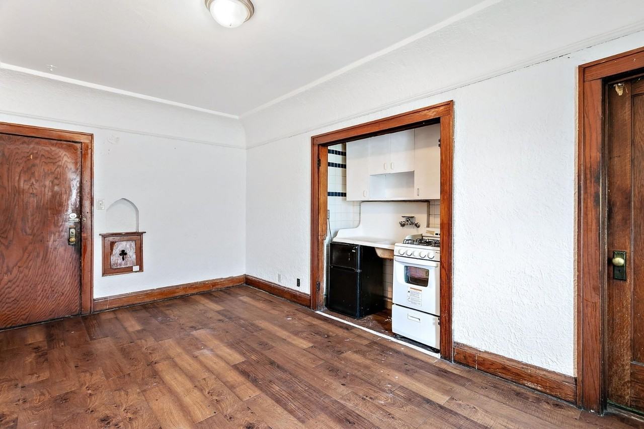 1242 West Highland Avenue - Photo 5 of 13