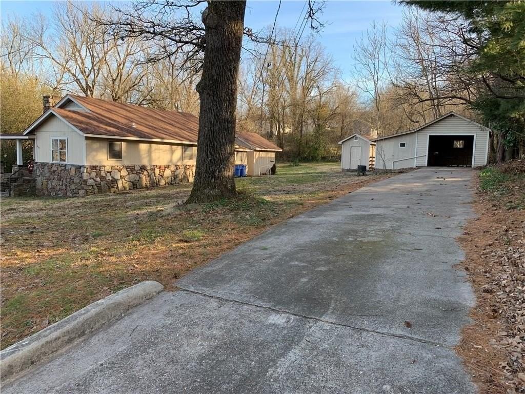 704 W Central Ave - Photo 3 of 14