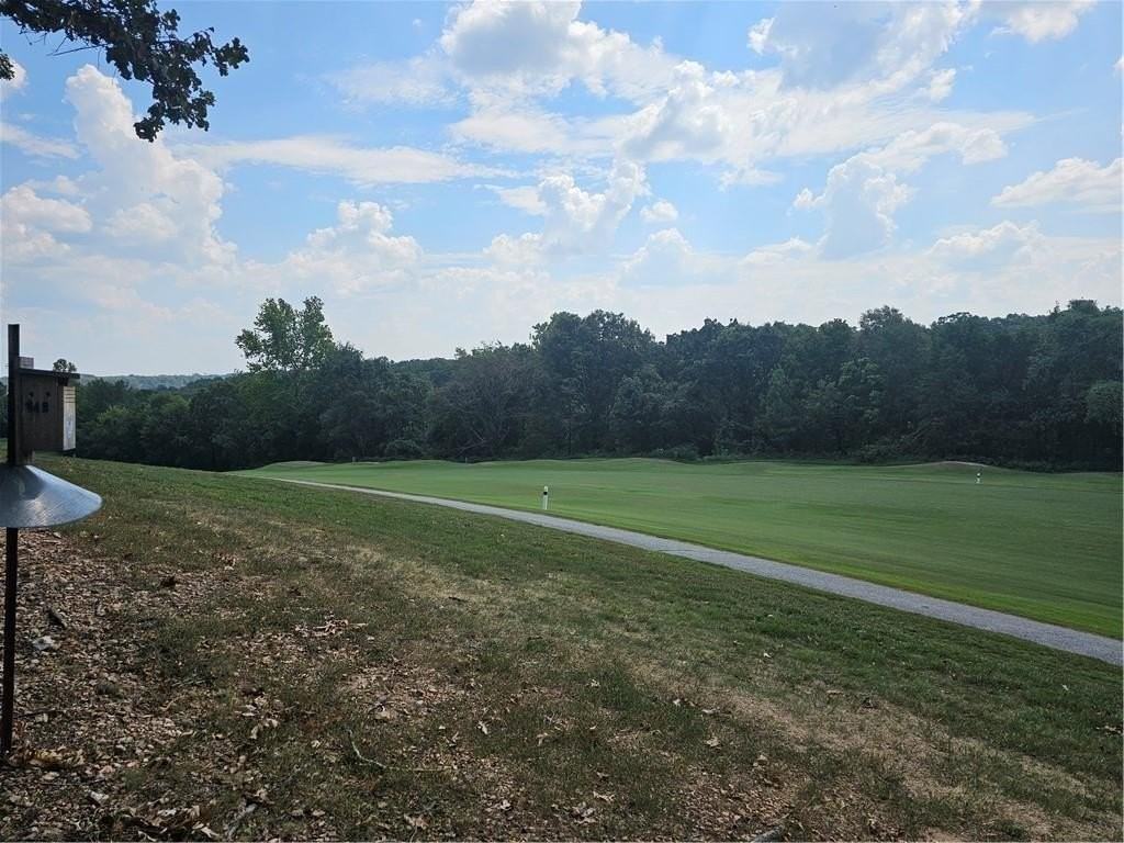 28 Mckenzie Dr - Photo 5 of 41