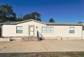 featured image of 36 Guess Ln