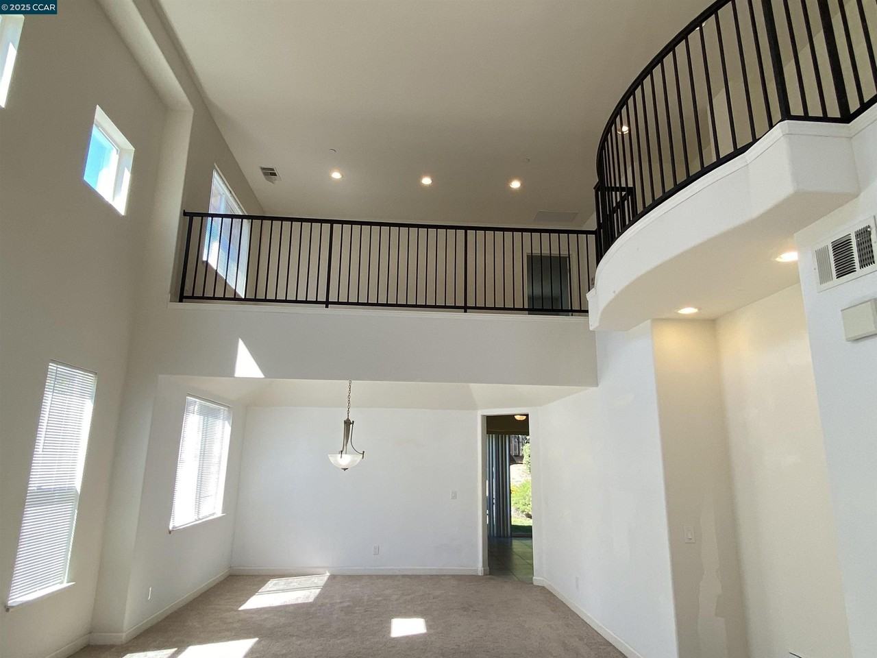 1900 La Veranda Pl - Photo 4 of 50