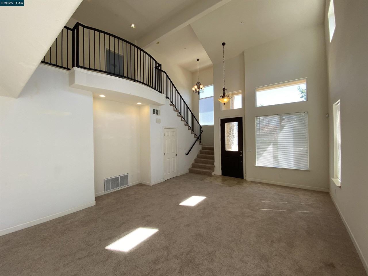 1900 La Veranda Pl - Photo 7 of 50