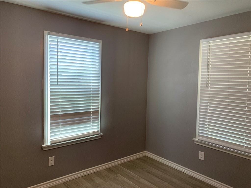 1726 Sherman St - Photo 7 of 10