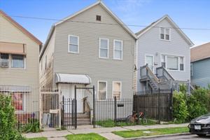 featured image of 4841 S Loomis Blvd #1F