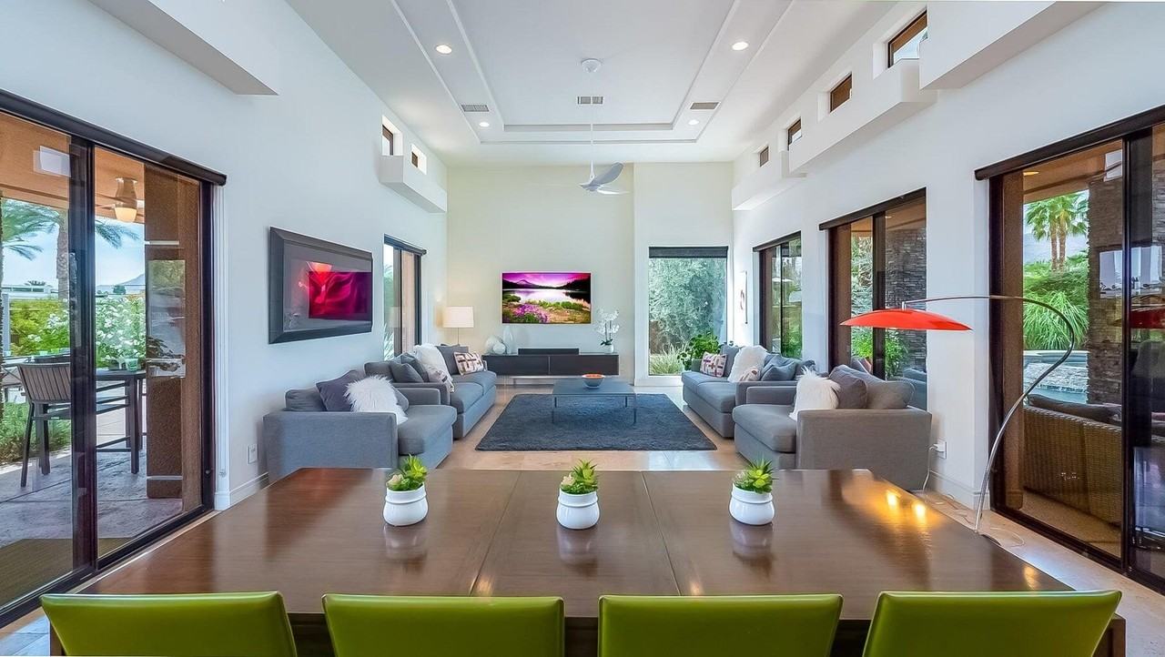 2 Dominion Ct - Photo 3 of 40