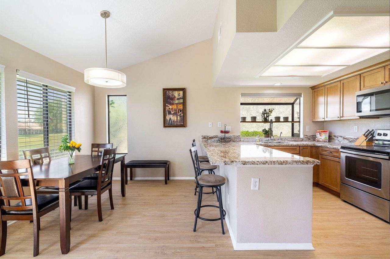 41451 Kansas St - Photo 7 of 41