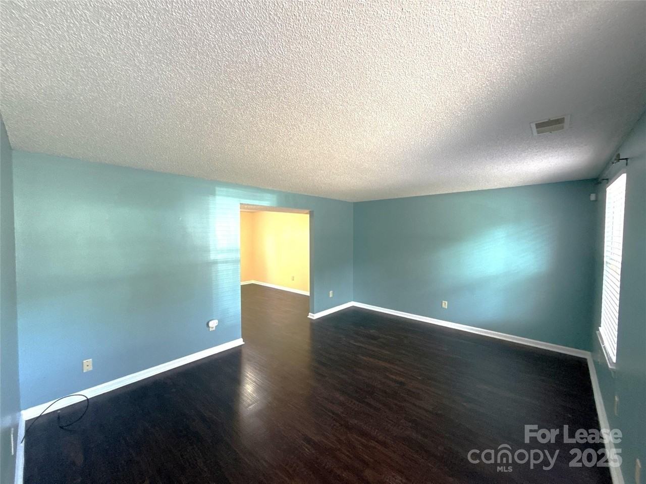 2015 Bantry Lane - Photo 3 of 29