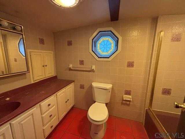 1118 Church Ave - Photo 7 of 9