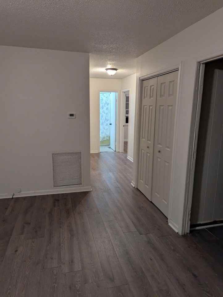 609 Rucker Dr - Photo 5 of 13