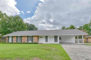 1347 Sherwood Forest Blvd - Photo 1 of 1