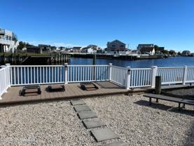 27 S Dayton Dr - Photo 1 of 1