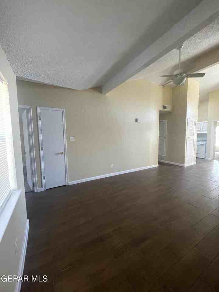 11622 Scott Simpson Dr - Photo 5 of 18