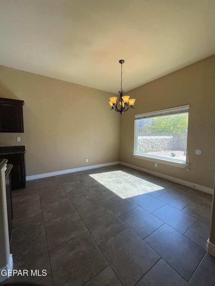 3724 Coco Palm - Photo 7 of 26