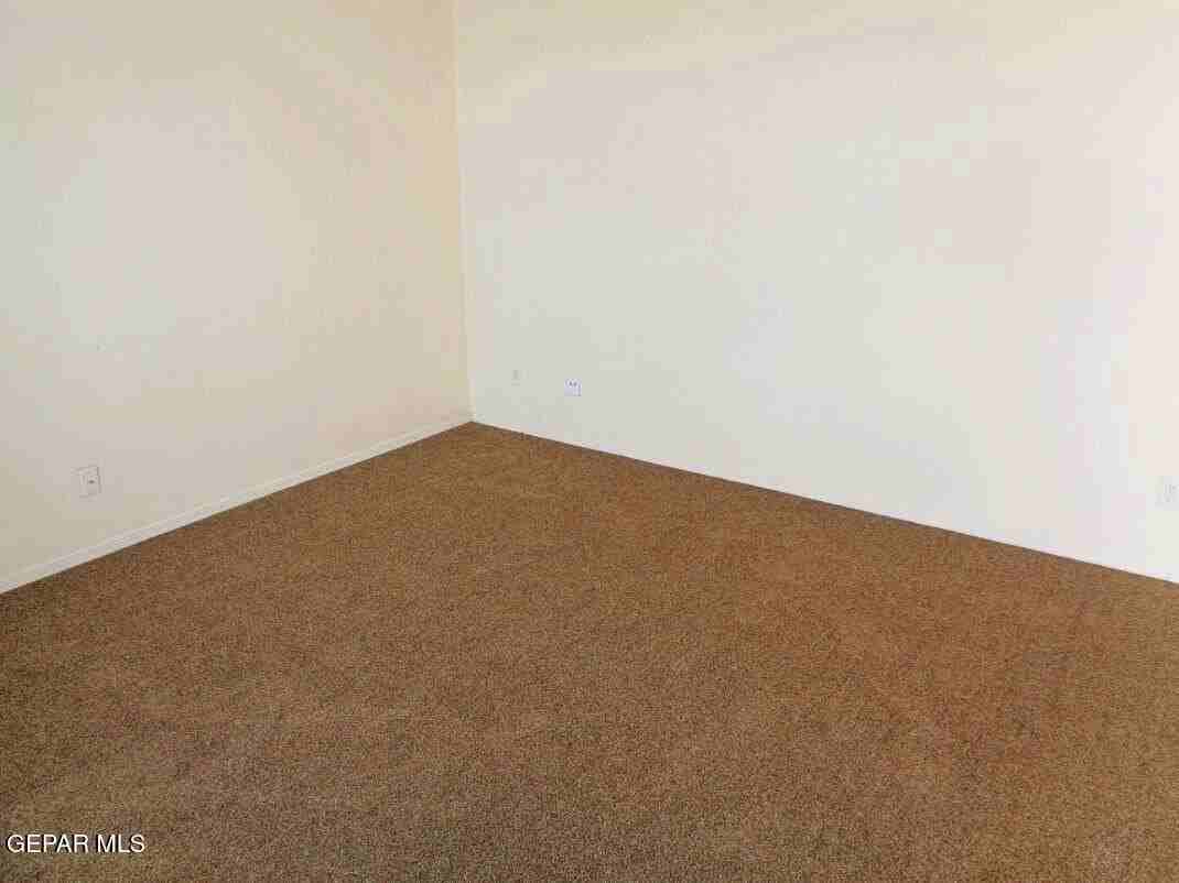 3033 Tierra Polar Dr - Photo 4 of 25