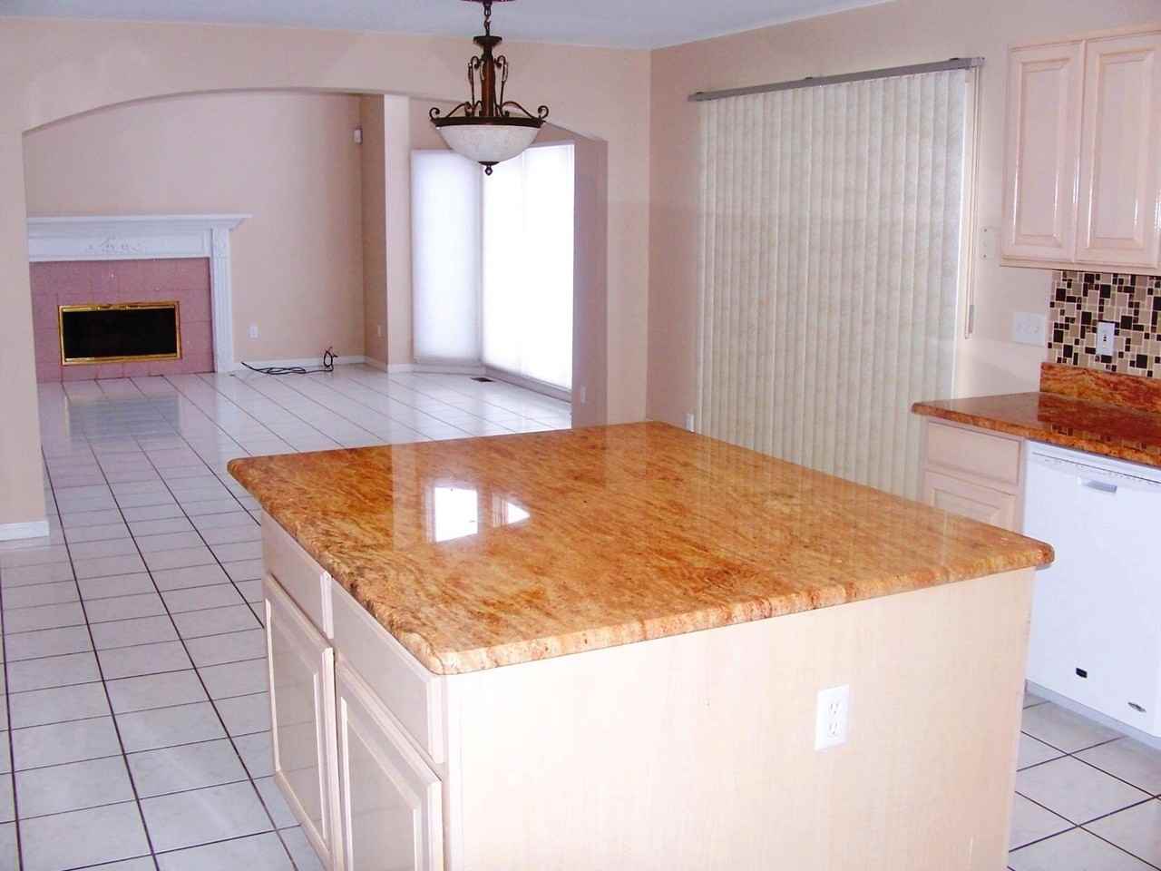 45866 Fountain View Dr - Photo 3 of 40