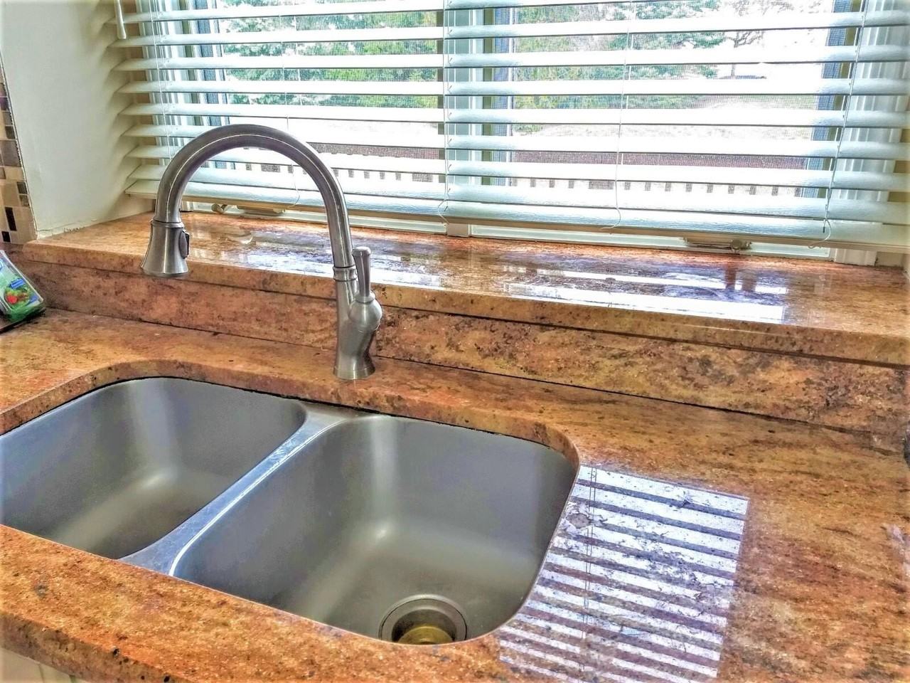 45866 Fountain View Dr - Photo 7 of 40