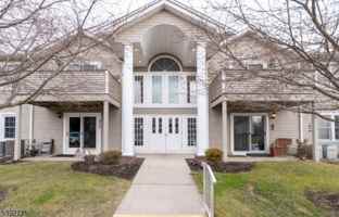 featured image of 5111 Austin Ct #11