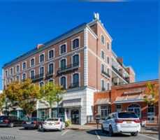 featured image of 53 W Palisade Ave #PH3