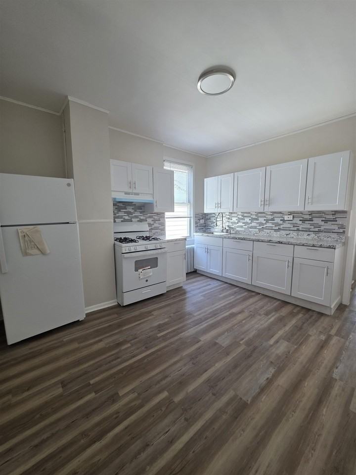 26 W 20th St #2 - Photo 2 of 6