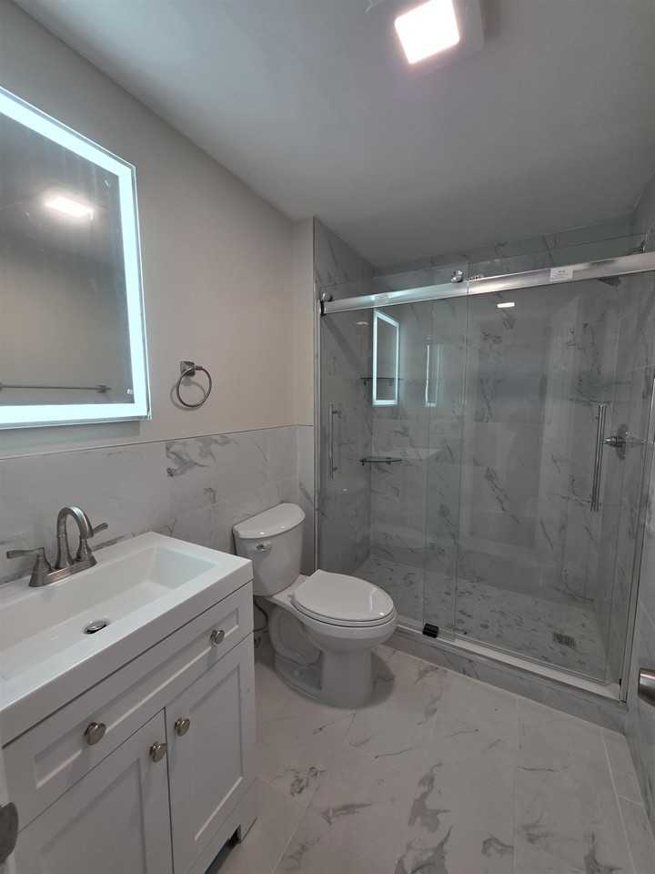 26 W 20th St #2 - Photo 6 of 6