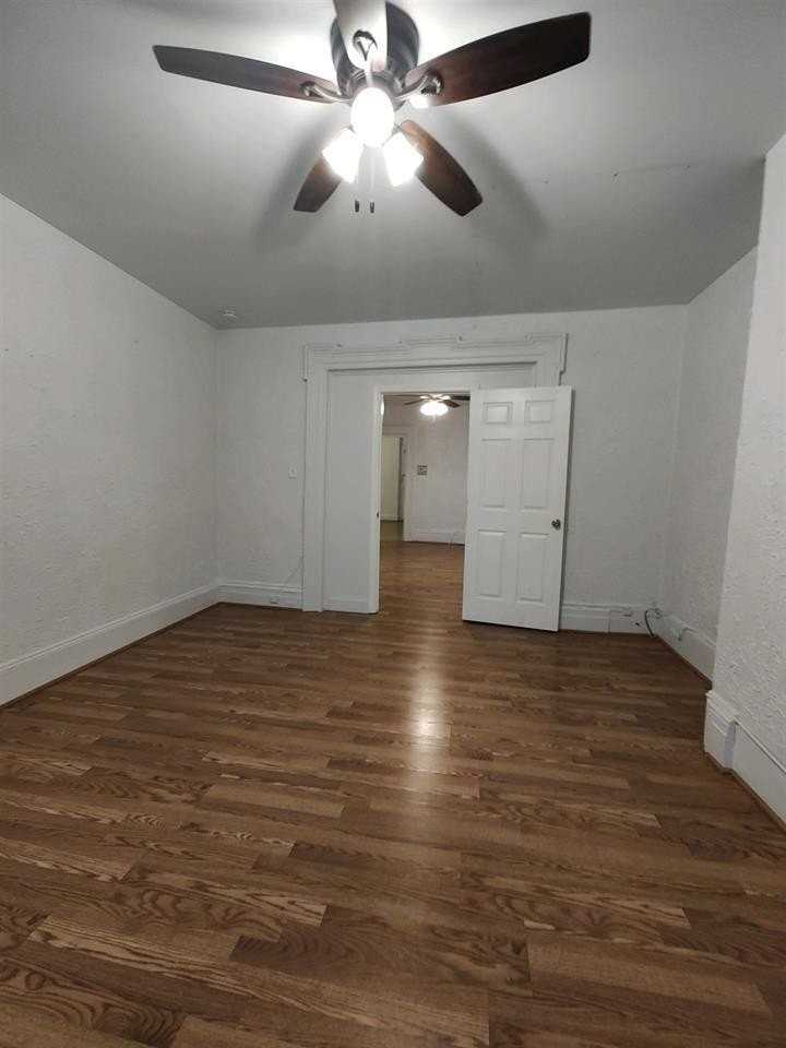 56 Waverly St #2 - Photo 6 of 15