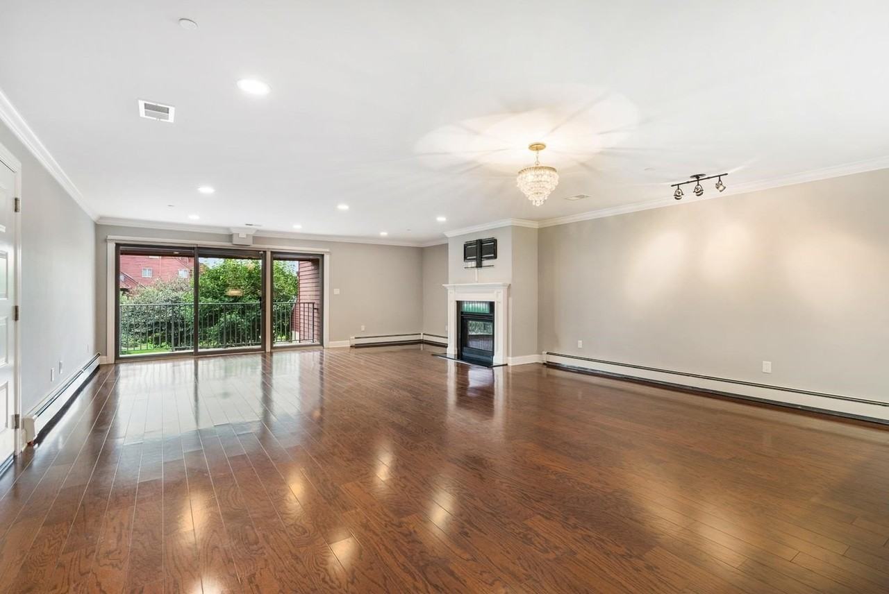 14a Riverview Circle #14A - Photo 4 of 38