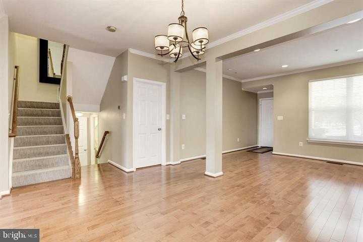 4 Austringer Ct - Photo 3 of 30