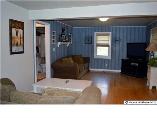 228 Cranberry Rd - Photo 3 of 6