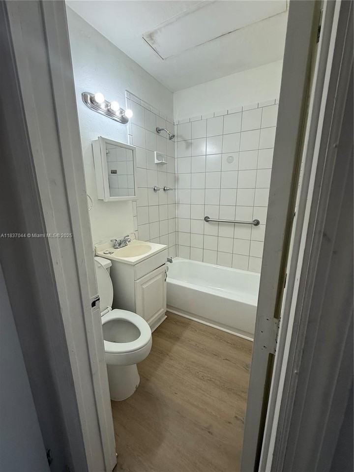 1845 Pembroke Rd #2-11 - Photo 6 of 10