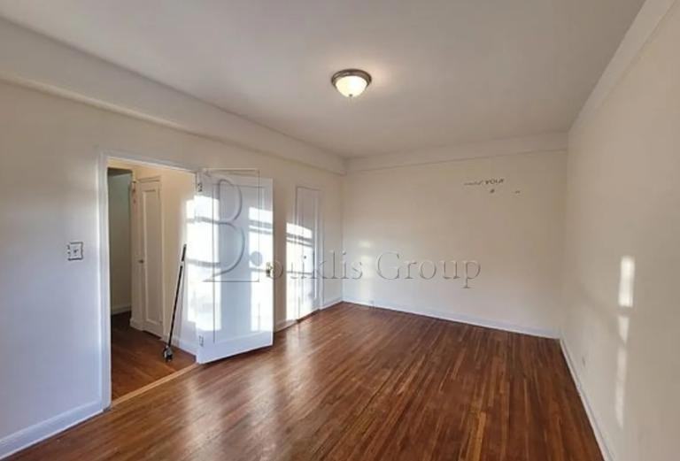 21432 43rd Ave - Photo 5 of 9