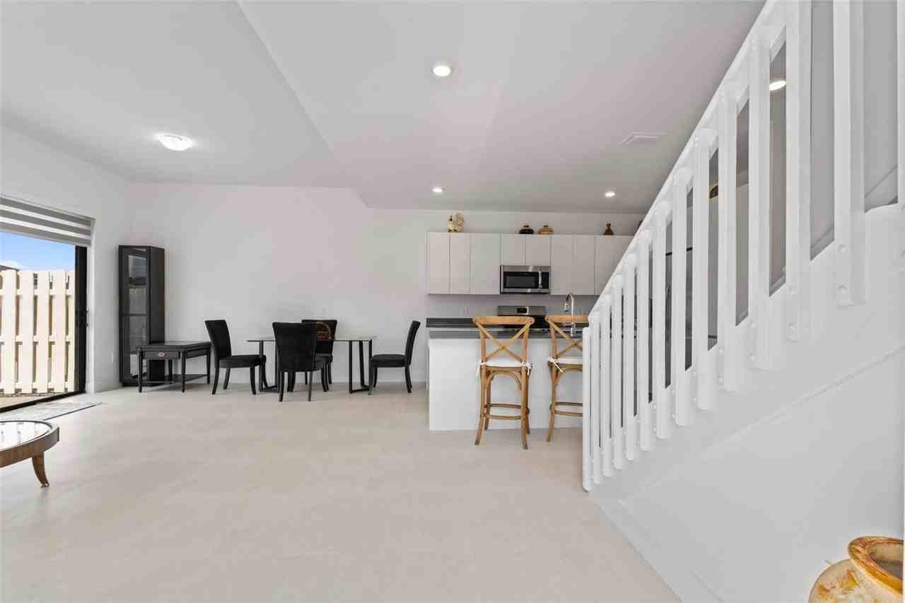 18920 Sw 344th Ter - Photo 2 of 8