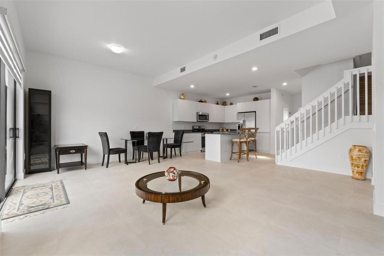 18920 Sw 344th Ter - Photo 4 of 8