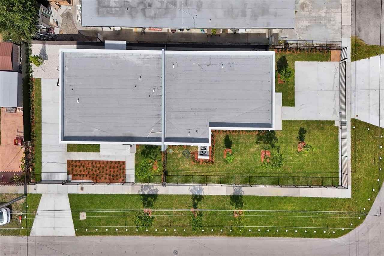 5145 E 3rd Ave - Photo 3 of 8