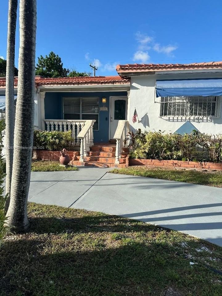 2225 Sw 21st Ter - Photo 5 of 16