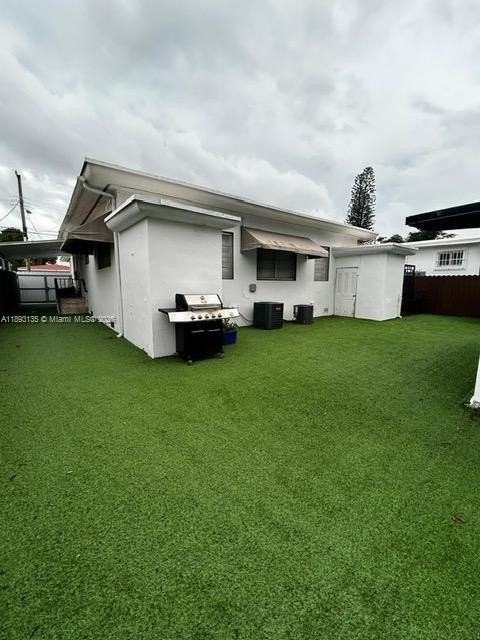 1947 Nw 33rd St #1 - Photo 2 of 13