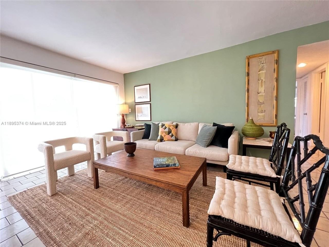 555 Crandon Blvd #53 - Photo 3 of 33