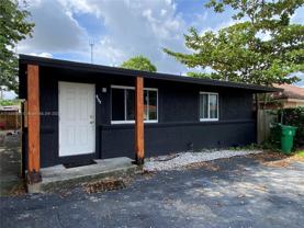 6132 Sw 39th St #FRONT - Photo 1 of 1