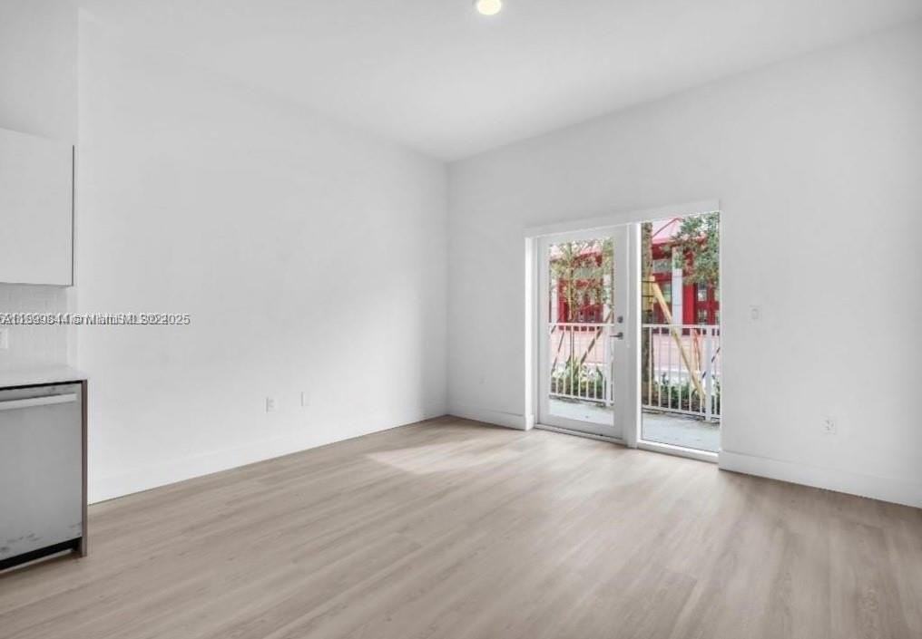 501 N Dixie Hwy #C101 - Photo 5 of 12