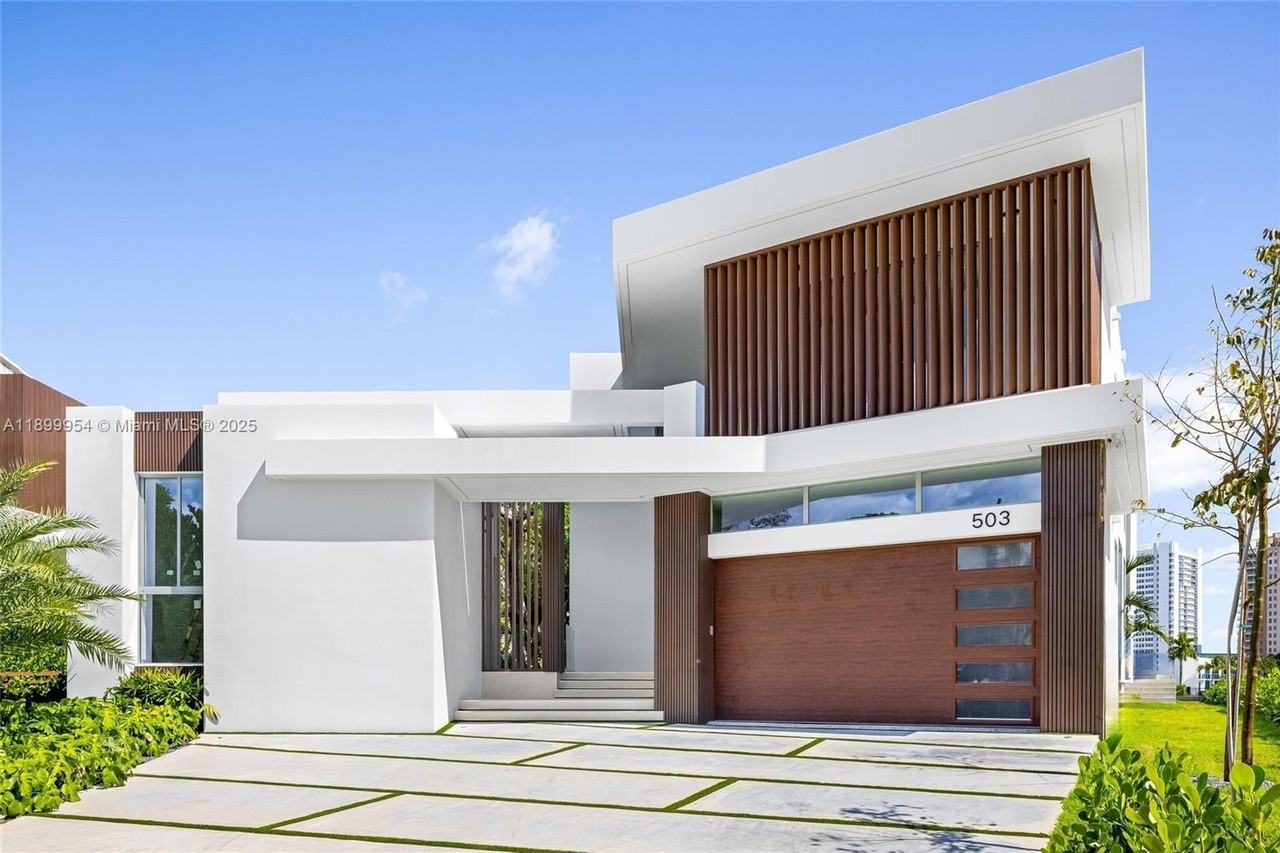 503 Palm Dr - Photo 6 of 16