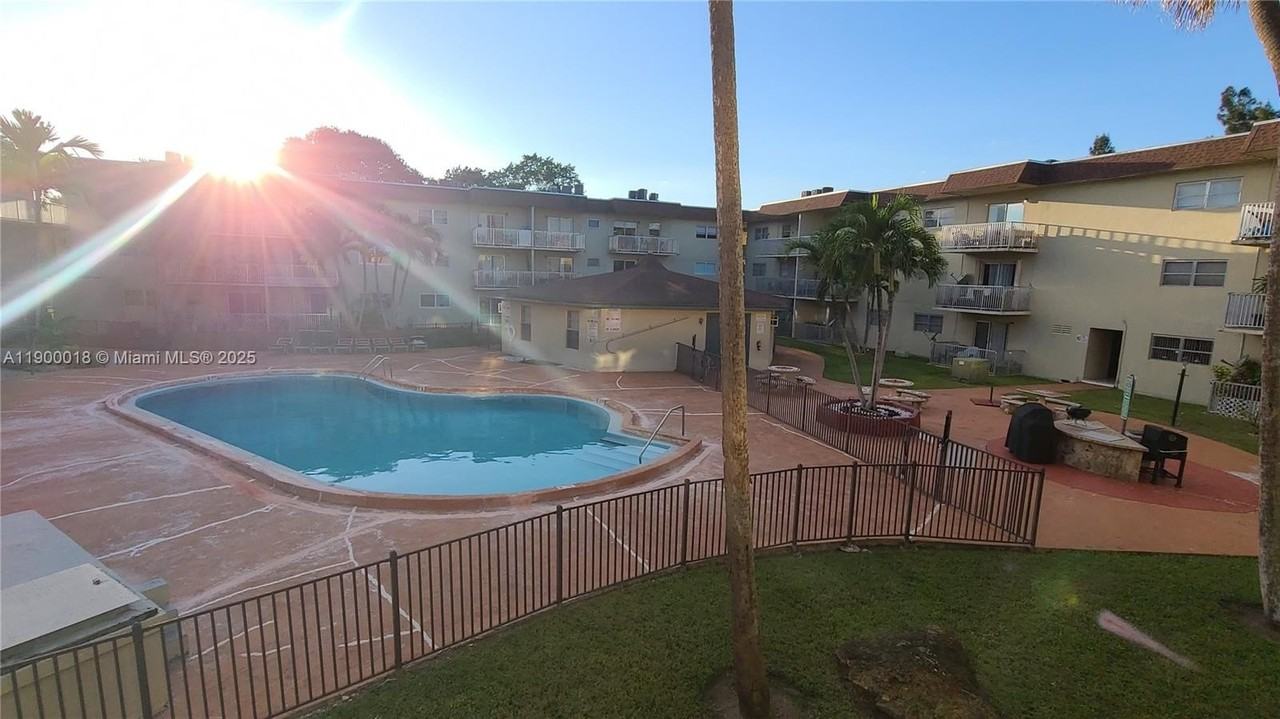 7505 Sw 82nd St #218 - Photo 7 of 21