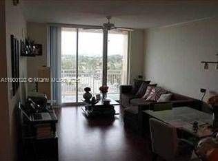 2665 Sw 37th Ave #605 - Photo 6 of 7