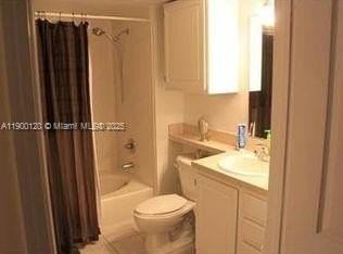 2665 Sw 37th Ave #605 - Photo 7 of 7