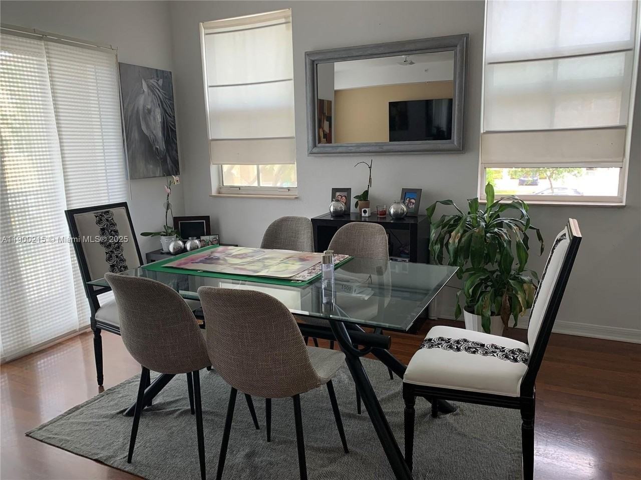 10855 Northwest 88th Terrace #201 - Photo 3 of 10