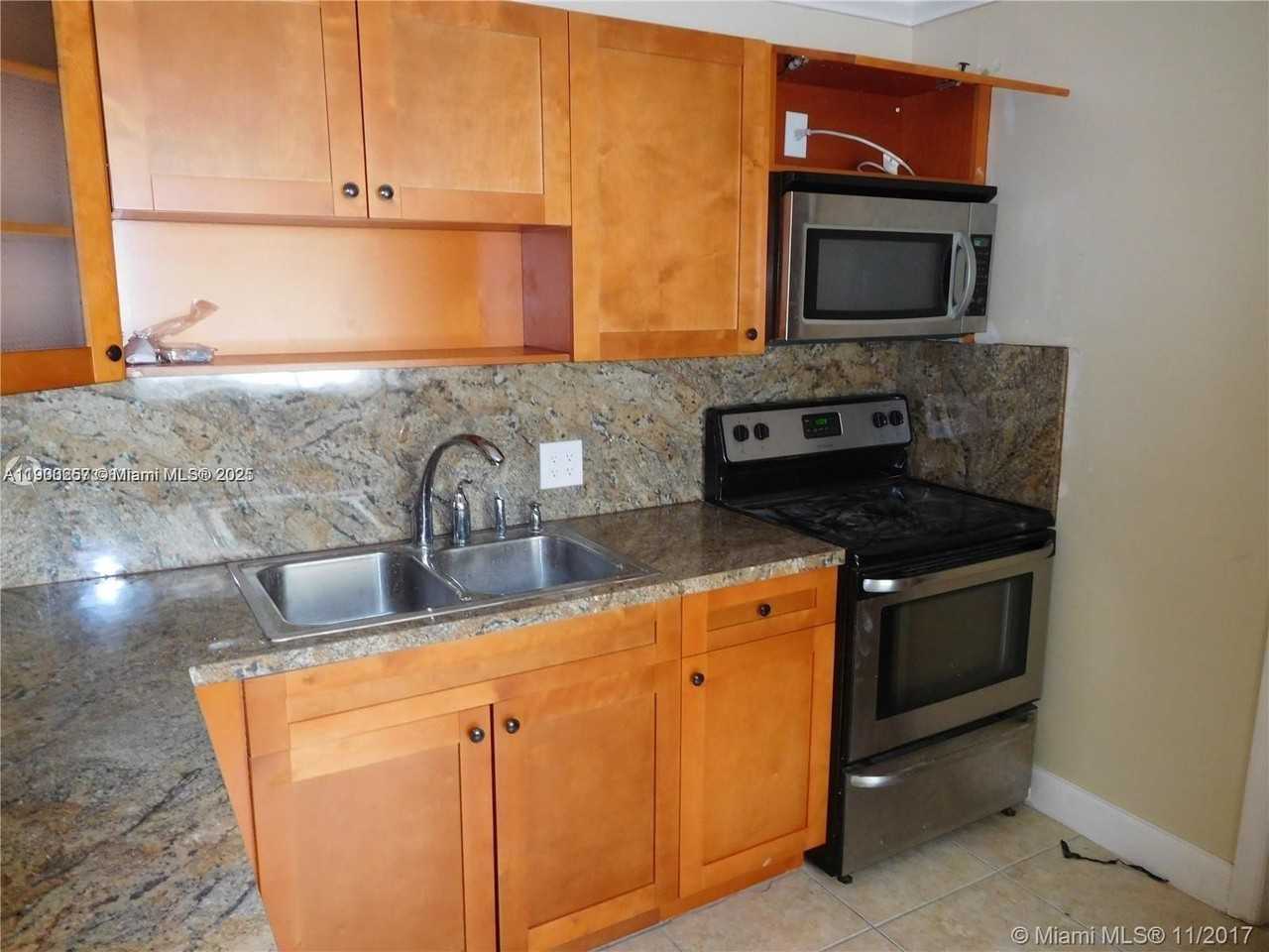 2220 Grant St #0 - Photo 2 of 4