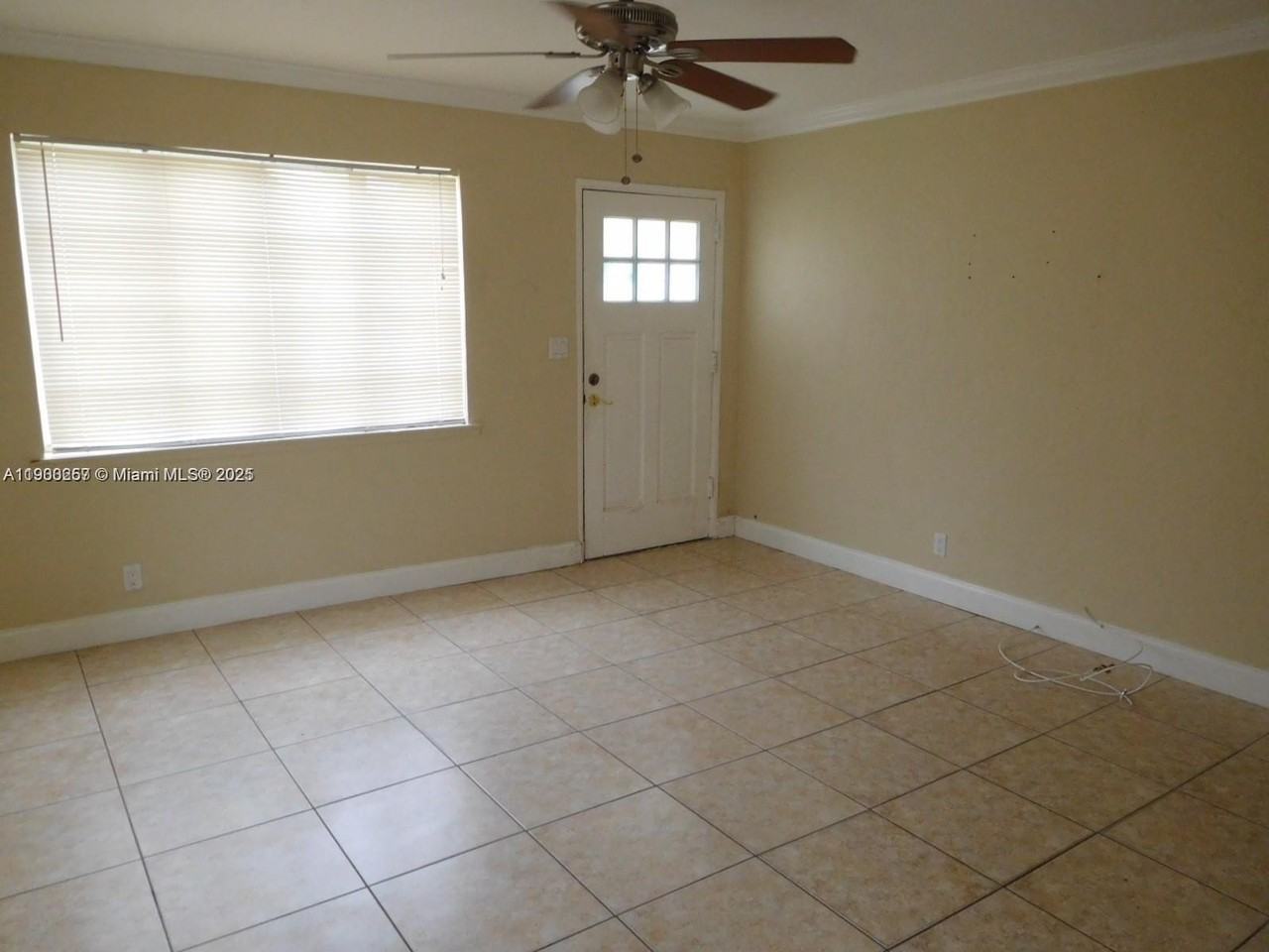 2220 Grant St #0 - Photo 3 of 4