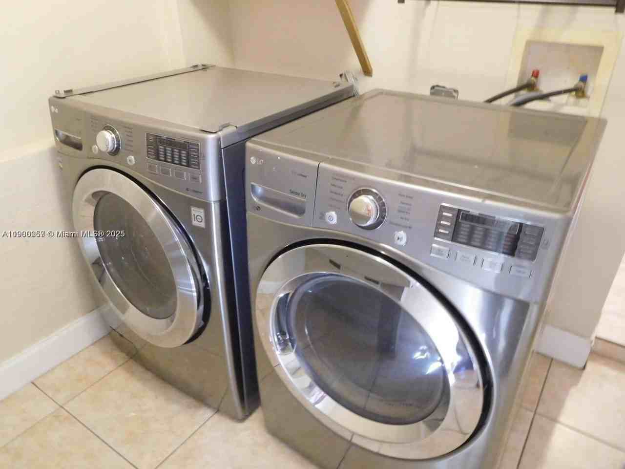 2220 Grant St #0 - Photo 4 of 4