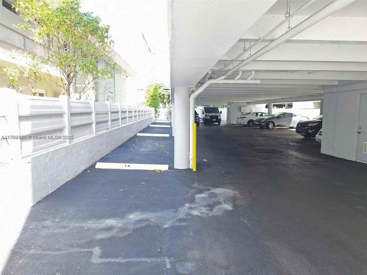 2011 Bay Drive #1 - Photo 4 of 18