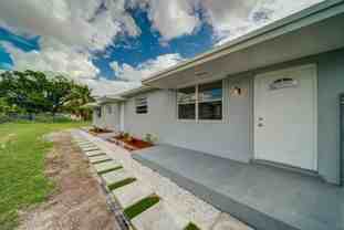 5613 Sw 27th St #1-2 - Photo 1 of 1